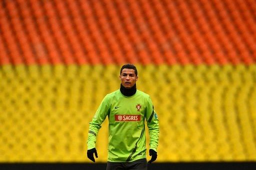 Portugal's coach Paulo Bento is sweating on the fitness of star striker Cristiano Ronaldo
